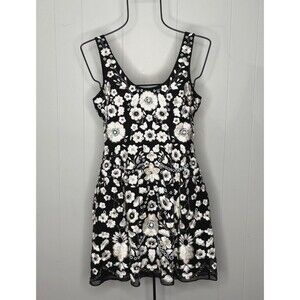 Needle & Thread Sz 2 Beaded Embroidered Black White Floral Prom Dress Homecoming